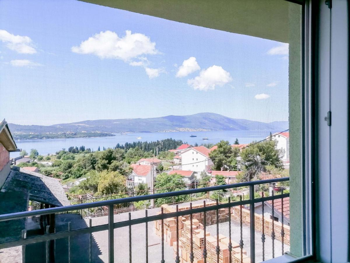 Apartments Siesta ティヴァト エクステリア 写真