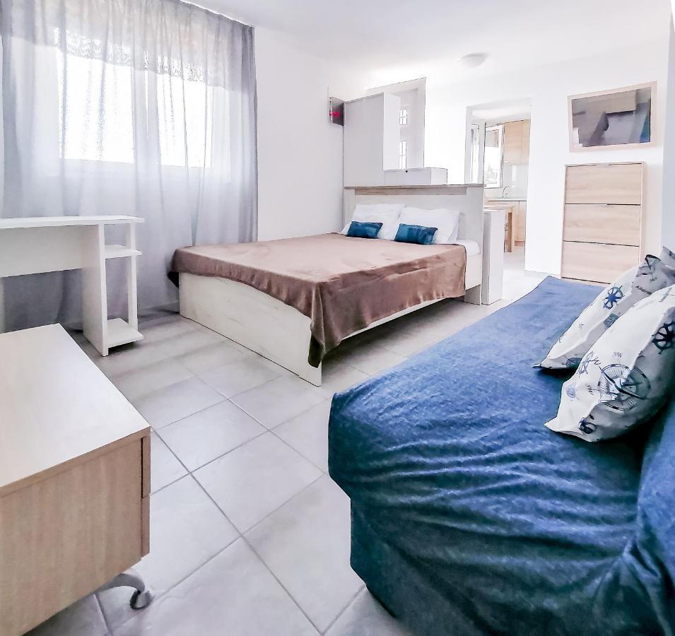 Apartments Siesta ティヴァト エクステリア 写真