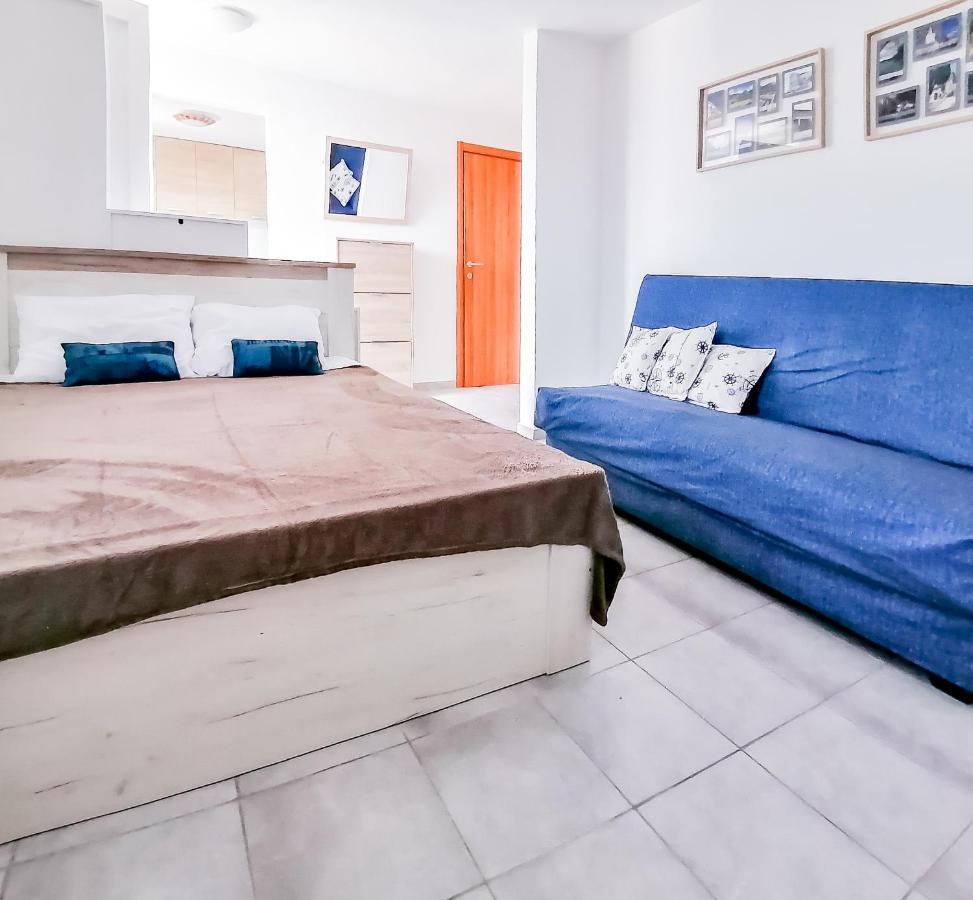 Apartments Siesta ティヴァト エクステリア 写真